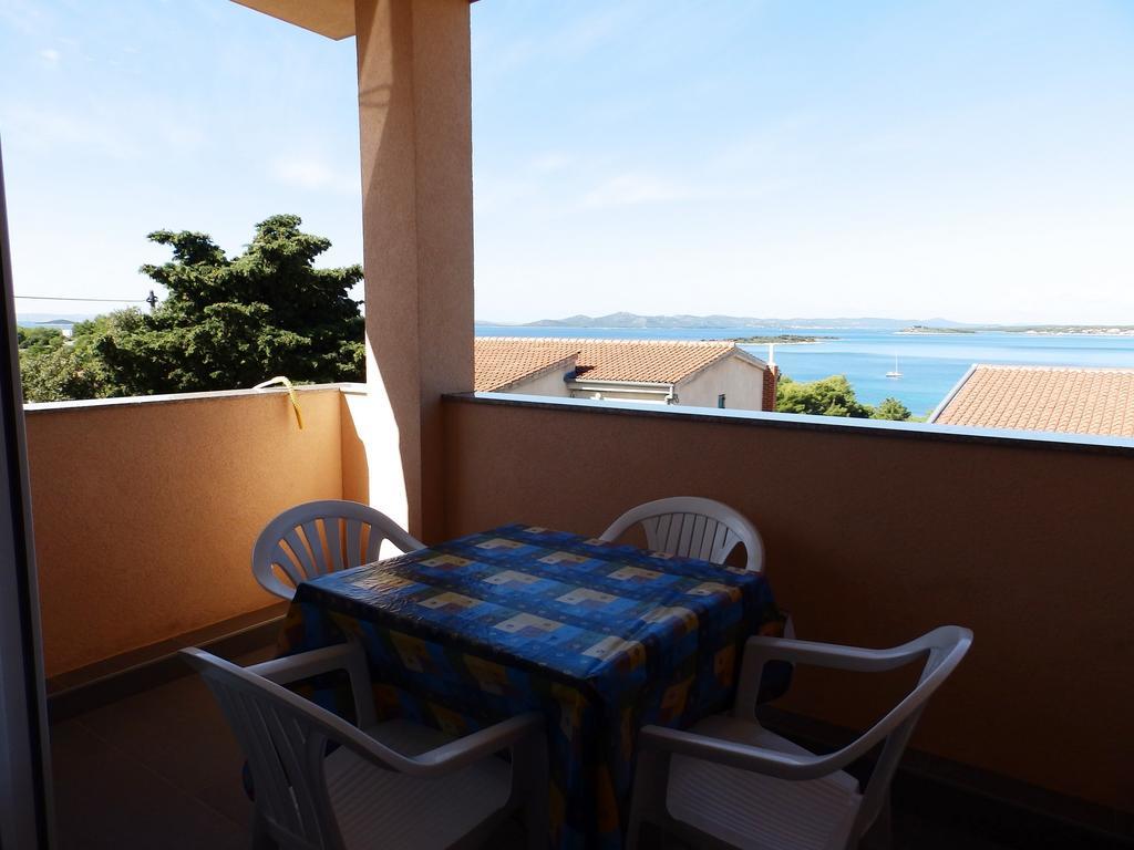 Apartment Sea View Saric Drage Eksteriør billede